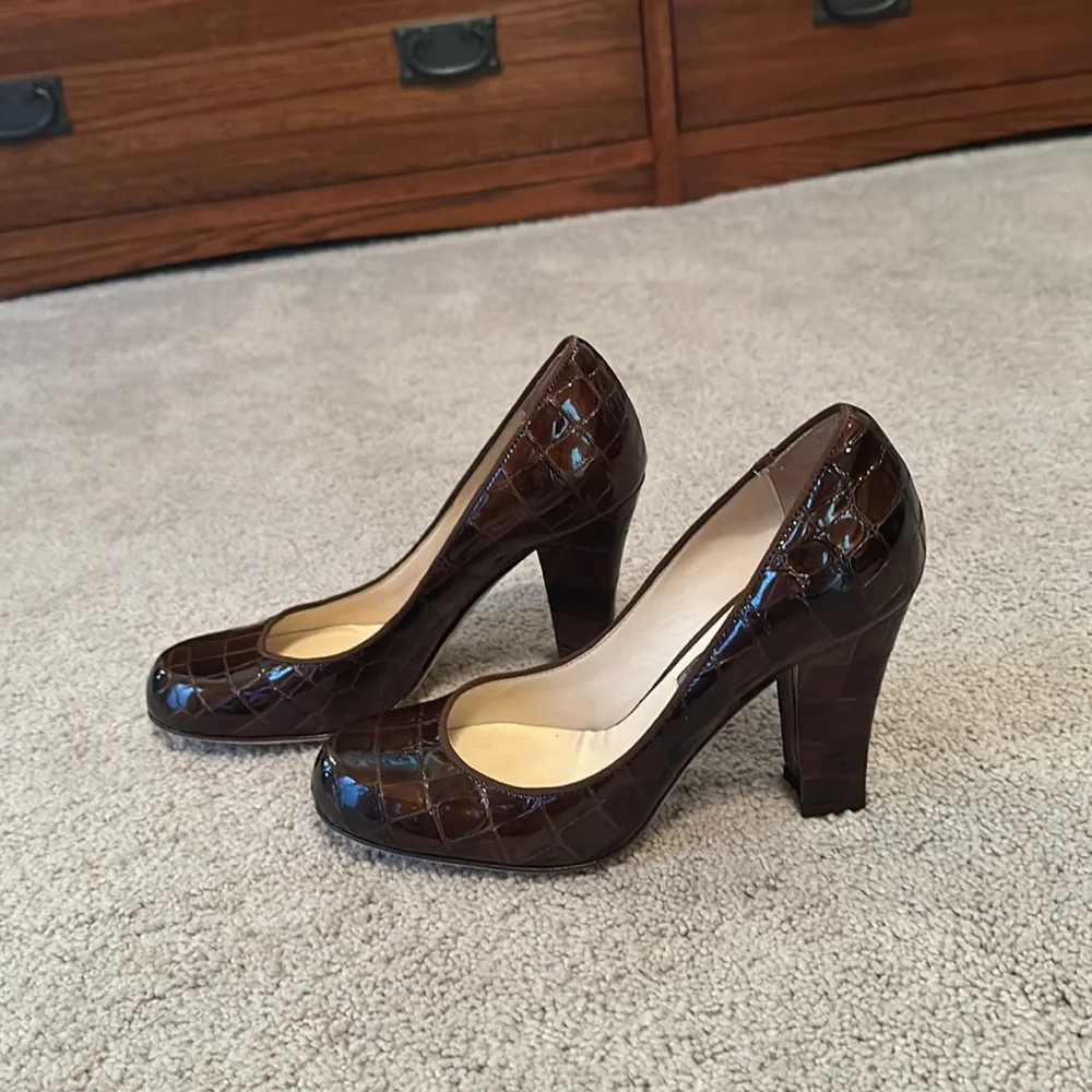 Anne Klein - Picture 4 of 4